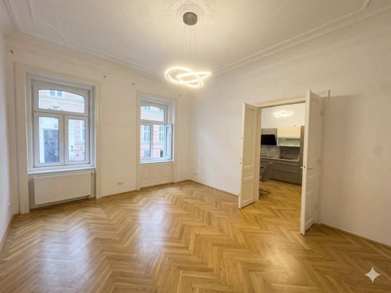 Sanierte 4-Zimmer-Altbauwohnung am Museumsquartier